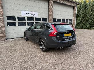 Volvo V-60 2.4 D6 AWD Plug-In Hybrid Automaat Schuifdak picture 4