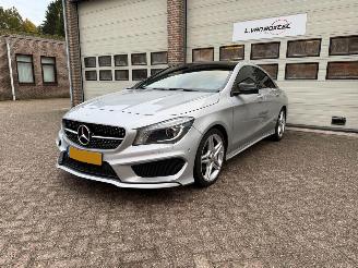 Schadeauto Mercedes Cla-klasse 200 AMG-Line Automaat Pano Navi Clima NAP ! 2014/6