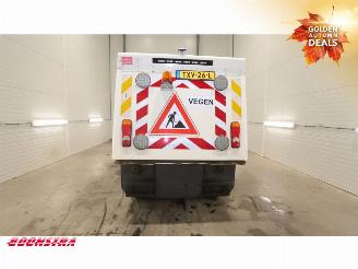 TENNANT  HMF 426 Veegmachine picture 5