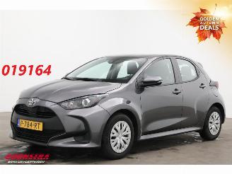 skadebil auto Toyota Yaris 1.0 VVT-i Comfort ACC Airco 2022/5