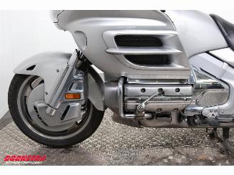Honda GL 1800 Gold Wing Navi Radio Cruise SHZ Heizgriffe 54.718 km! picture 10