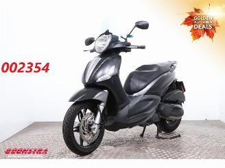 škoda motocykly Piaggio Beverly 350 ABS 2016/10