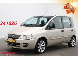 Auto incidentate Fiat Multipla 1.9 JTD Active Airco Cruise PDC AHK 2010/12