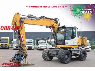 krockskadad bil machine Liebherr  A916 LITRONIC SMP Tiltrotator 2016/6