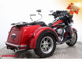 Harley-Davidson  FLHTCUTG Tri Glide Trike picture 3