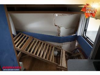 Knaus  Sport 420 Dwarsbed Luifel Middenkeuken BY 2011 picture 18
