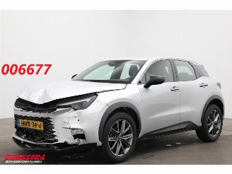 Schadeauto Lexus LBX 1.5 VVT-iE HEV Elegance 2WD Clima ACC Navi Leder SHZ Camera 2024/9