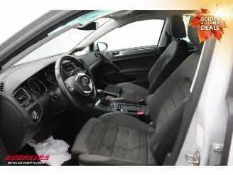 Volkswagen Golf 1.6 TDI DSG Highline R-Line ACC SHZ Clima Navi Camera picture 16