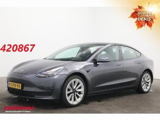 krockskadad bil auto Tesla Model 3 Long Range AWD 75 kWh Pano LED ACC Leder 2021/12