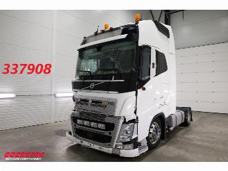 damaged trucks Volvo FH 540 iParkCool Full Air Alcoa Leder 2021/2