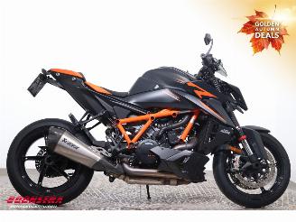 KTM  1390 SuperDuke R Akrapovic LED Cruise picture 7