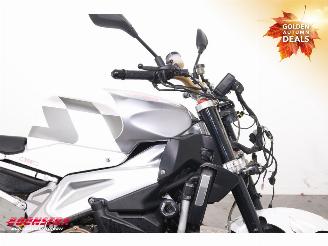 Aprilia Tuono 1000 R Leo Vince picture 10