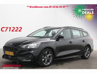 Vaurioauto  passenger cars Ford Focus 1.0 EcoB. Hybrid ST-Line LED ACC Navi Clima Cruise 2021/10