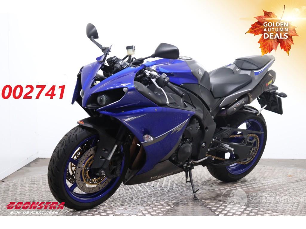 Yamaha  YZF-R1 Akrapovic BY 2015