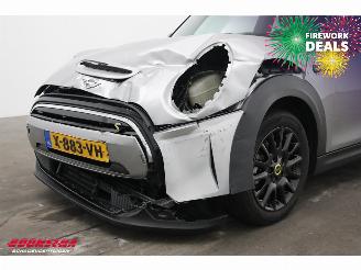 Mini Cooper SE Camden Edition 33 kWh LED Navi Clima Cruise SHZ PDC picture 12