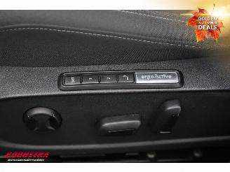 Volkswagen Golf 1.0 TSI Life LED ACC Memory Virtual H/K picture 21