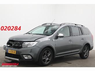 Vaurioauto  passenger cars Dacia Logan MCV Stepway 0.9 TCe Navi Airco Cruise PDC 2017/11