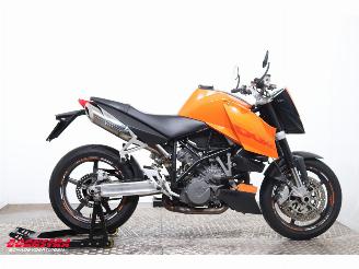KTM  990 SuperDuke picture 7