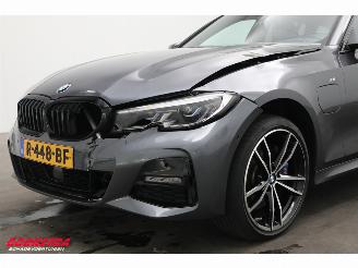 BMW 3-serie Touring 330e M-Sport Pano LED ACC H/K HUD Memory Camera 55.315 km! picture 10