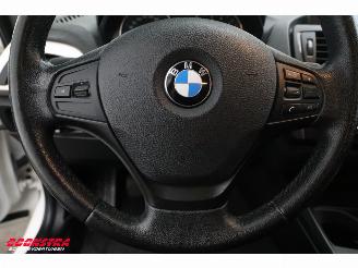 BMW 1-serie 116i 5-DRS Navi Bluetooth Airco PDC SHZ picture 19