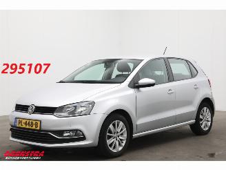 skadebil auto Volkswagen Polo 1.2 TSI Comfortline 5-DRS Airco Cruise PDC 2017/11