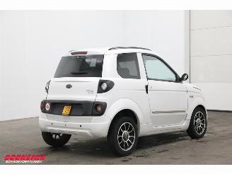 Microcar  M.GO Dynamic DCI Bluetooth Camera picture 3