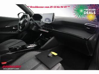 Peugeot 2008 1.2 Hybrid 145 Allure LED ACC Navi Clima Camera Virtual 8.067 km! picture 12