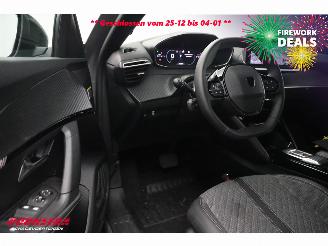 Peugeot 2008 1.2 Hybrid 145 Allure LED ACC Navi Clima Camera Virtual 8.067 km! picture 17