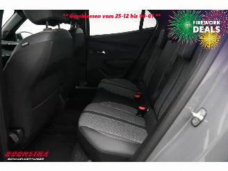 Peugeot 2008 1.2 Hybrid 145 Allure LED ACC Navi Clima Camera Virtual 8.067 km! picture 16