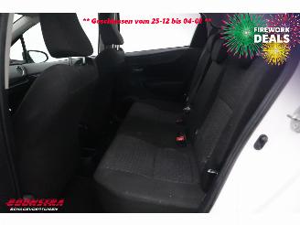 Toyota Yaris 1.3 VVT-i Aspiration Navi Airco Cruise Camera picture 13