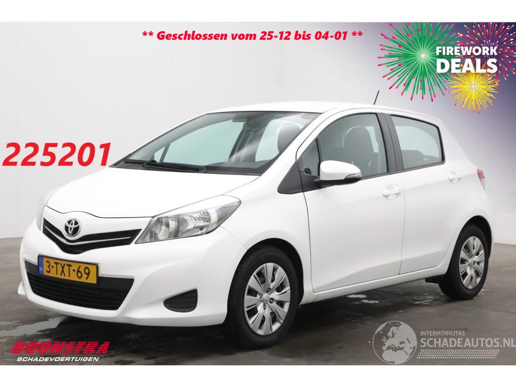 Toyota Yaris 1.3 VVT-i Aspiration Navi Airco Cruise Camera