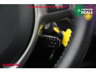 Toyota Yaris 1.3 VVT-i Aspiration Navi Airco Cruise Camera picture 17