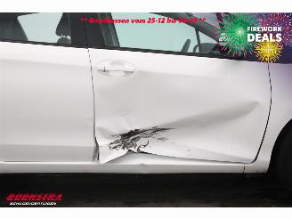 Toyota Yaris 1.3 VVT-i Aspiration Navi Airco Cruise Camera picture 6