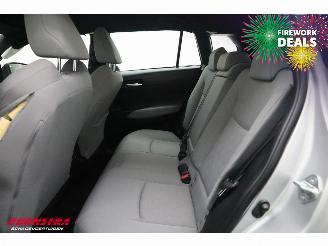 Toyota Corolla Cross 2.0 HP Hybrid Active LED ACC Navi Clima Camera LRHZ SHZ AHK picture 19