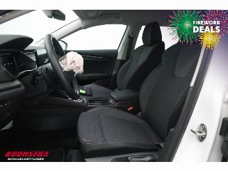 Skoda Octavia Combi 1.0 e-TSI DSG Business Edition Virtual Navi Clima Cruise Camera picture 18