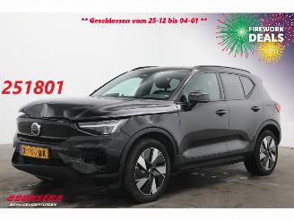 Unfallwagen Volvo XC40 Single Motor Extended Range Plus 82 kWh LED ACC Camera SHZ PDC 2023/10
