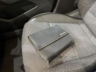 Renault Arkana E-TECH 145 Hybrid Intens picture 25