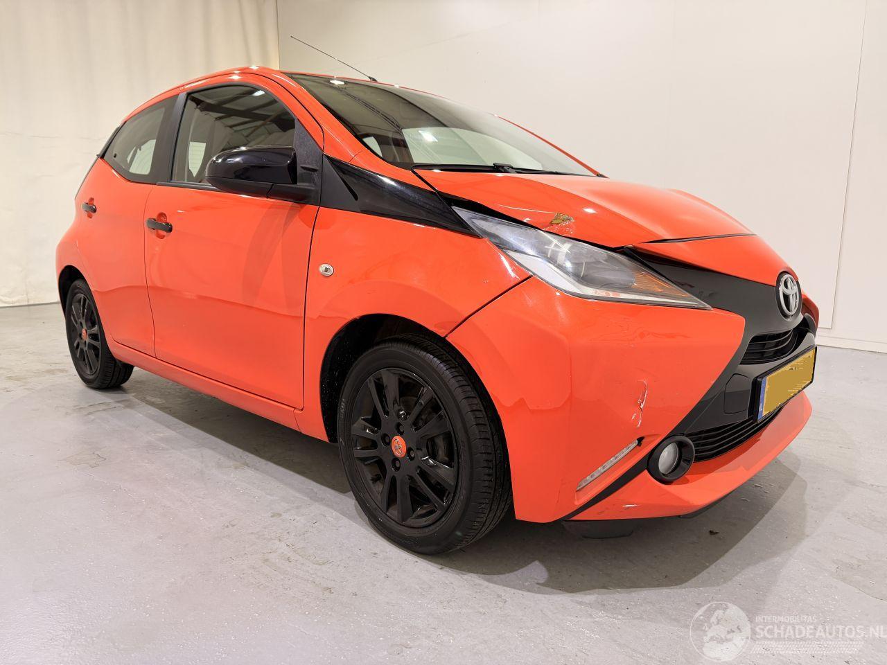 Toyota Aygo HB 1.0 VVT-i x-cite Navi/Airco