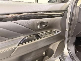 Mitsubishi Outlander 2.0 PHEV Instyle+ 4WD Aut. picture 43