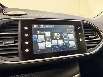 Peugeot 308 SW 1.6 Blue HDI 120 Executive picture 19