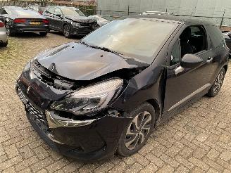 uszkodzony Citroën DS3 1.2 Pure Tech   ( 55181 Km )