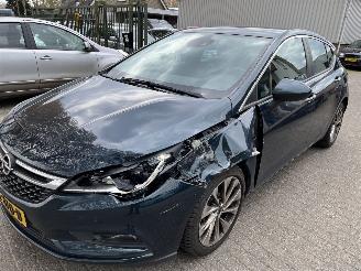 damaged Opel Astra 1.0 Turbo Business +  5 Drs