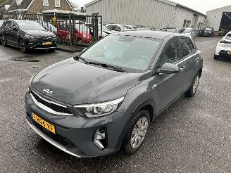 dommages Kia Stonic 1.0  T-GDI MHEV  Comfortline