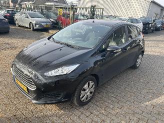 schade Ford Fiesta 1.5 TDCI  Style Lease