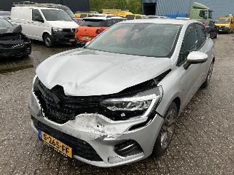 damaged Renault Clio 1.0 TCE Intens