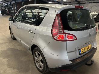 Renault Scenic 1.6 Dynamic picture 6