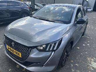 Peugeot 208 EV  100 kW / 50kWh   GT uitvoering  Automaat picture 1