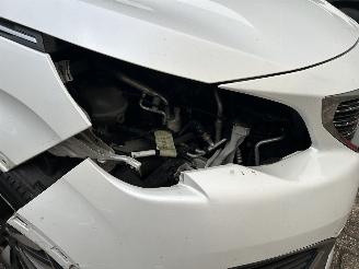 Peugeot 5008 1.2 PureTech Blue lease Premium picture 4