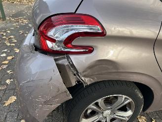 Peugeot 208 1.6 VTI  Allure  5 drs  ( Panoramadak- Leer ) picture 4