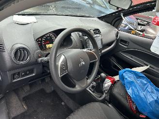 Mitsubishi Space-star 1.2 Connect+   ( 6736 Km ) picture 10